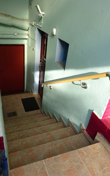DSC02501-Kellertreppe bei Anbau-H600